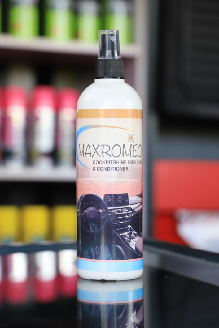 Maxromeo Cockpit Shine and Conditioner 500ml
