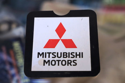 Mitsubishi Insurance Car Pocket